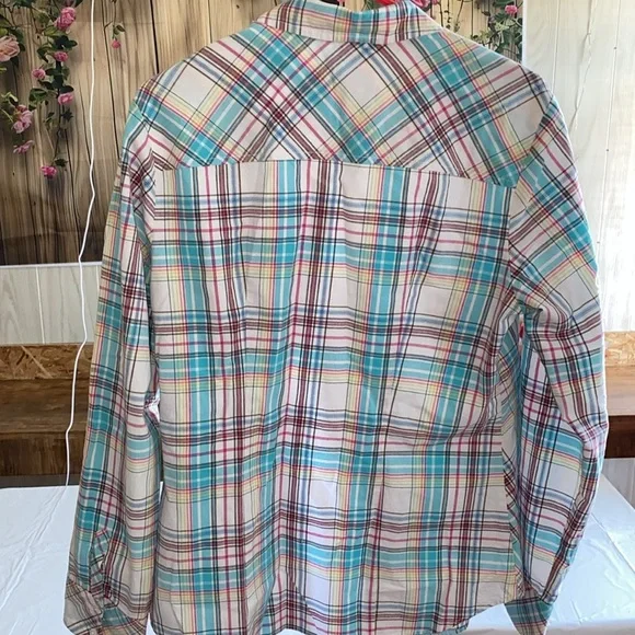 Ladies shirt - Picture 3 of 9